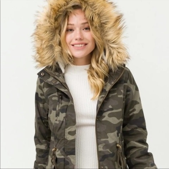 Camo Winter Coat - Picture 1 of 11